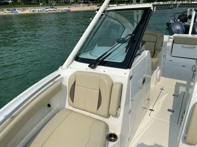 Slide: The Image of Pursuit 266 Dual Console 2021 - 5773227