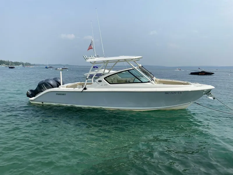 Slide: The Image of Pursuit 266 Dual Console 2021 - 5773214