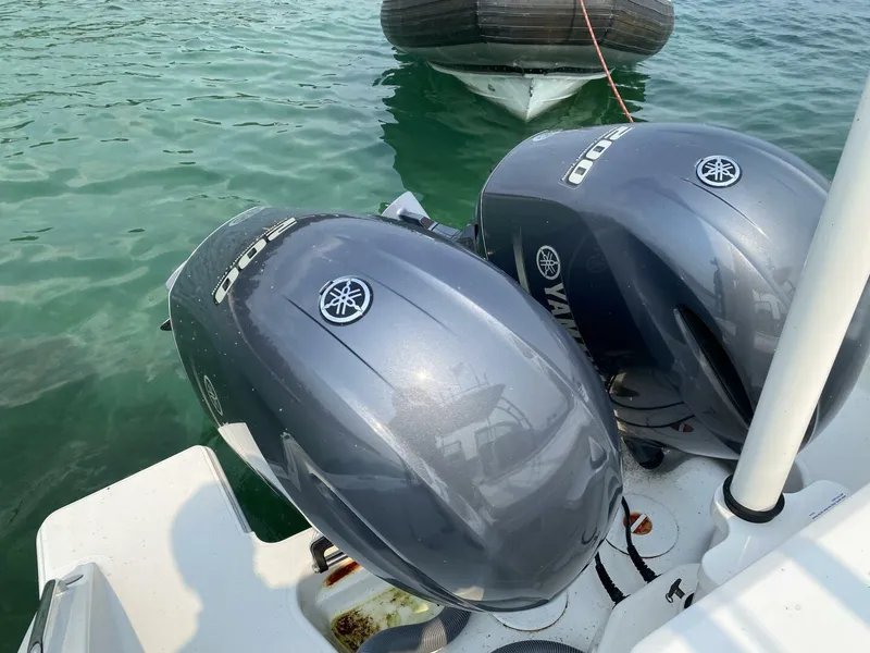 Slide: The Image of Pursuit 266 Dual Console 2021 - 5773219