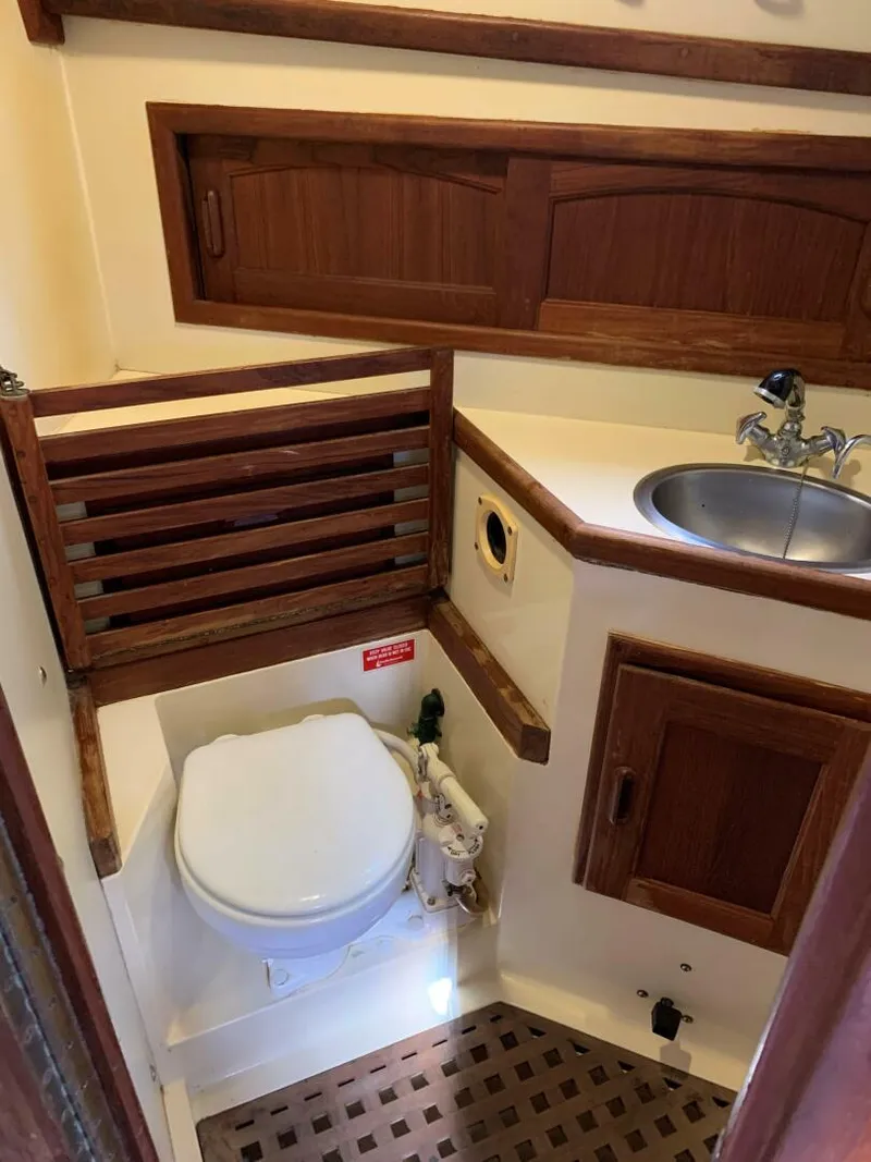 Slide: The Image of Pacific Seacraft PSC37 1993 - 5778476