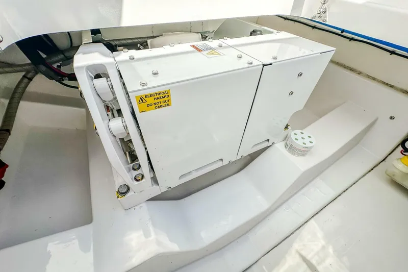 Slide: The Image of Everglades 335 CC 2023 - 5808882