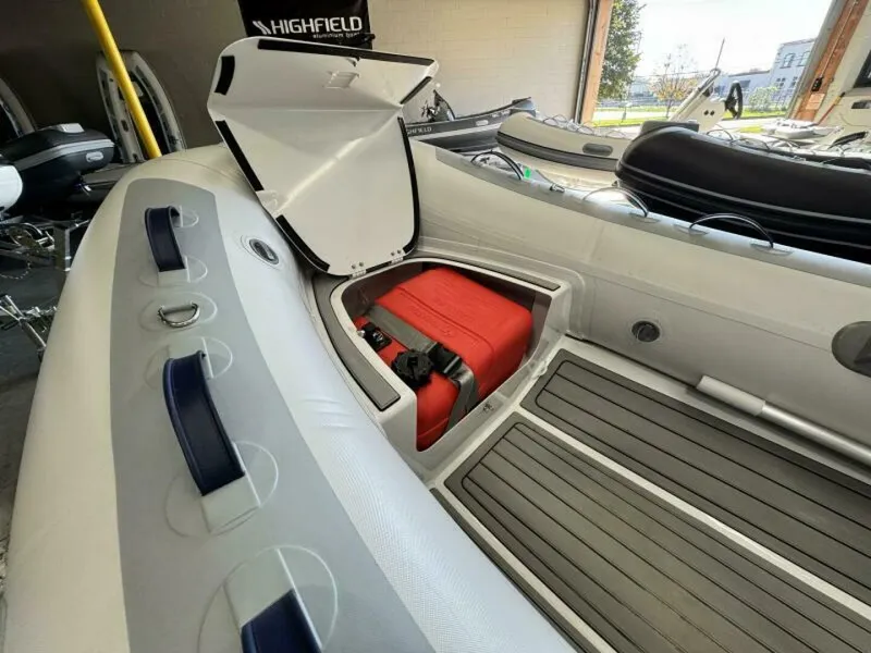 Slide: The Image of Highfield Classic 360 PVC 2026 - 5774615