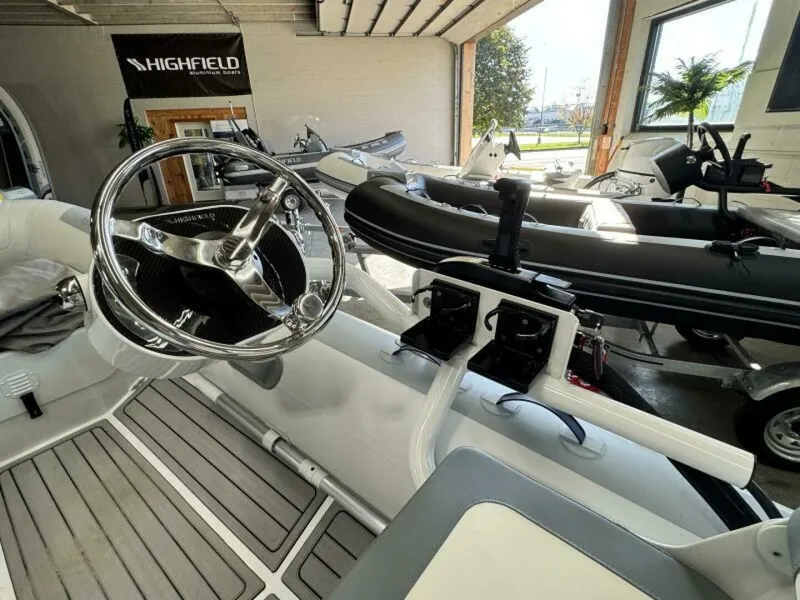 Slide: The Image of Highfield Classic 360 PVC 2026 - 5774617