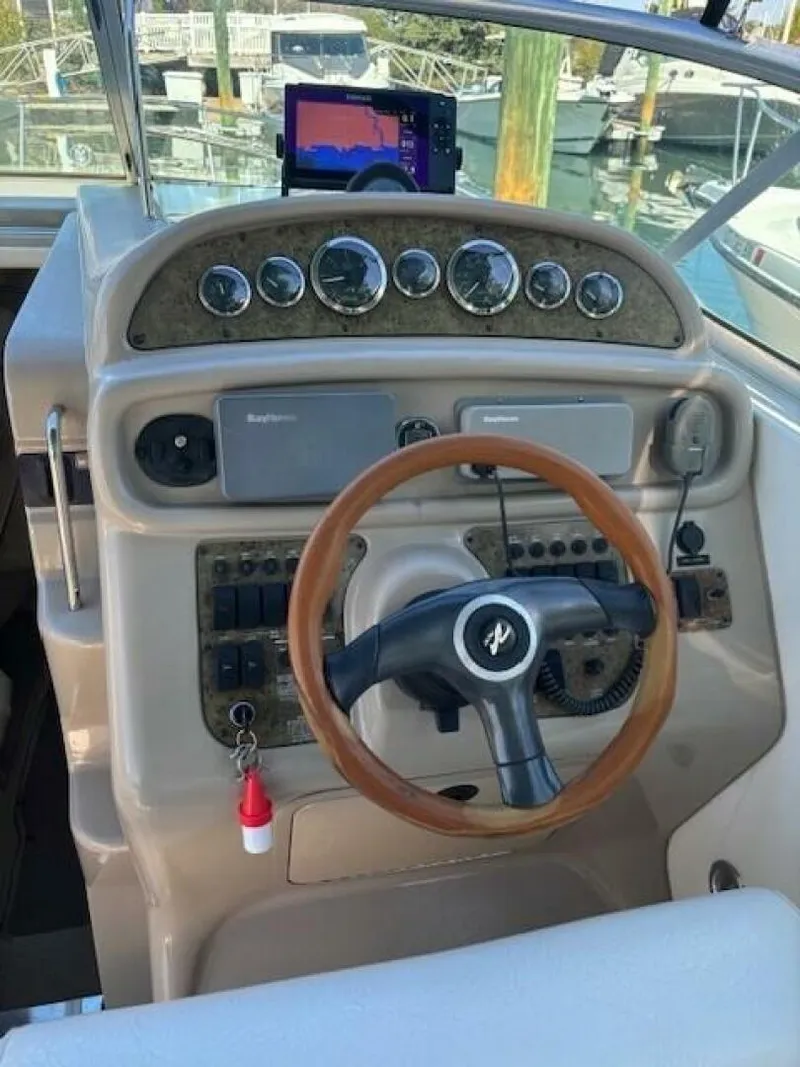 Slide: The Image of Sea Ray 270 Sundancer 2000 - 5775317