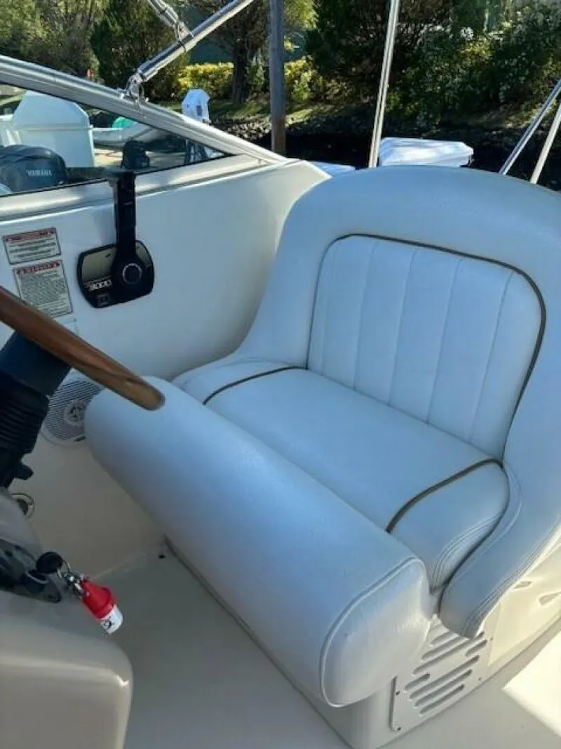 Slide: The Image of Sea Ray 270 Sundancer 2000 - 5775319