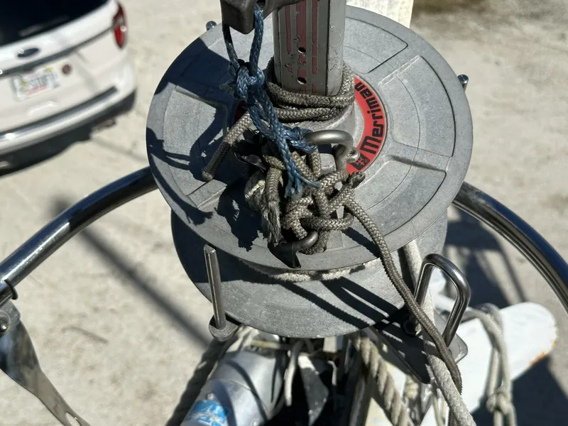 Slide: The Image of Rolling Furler - 5780273