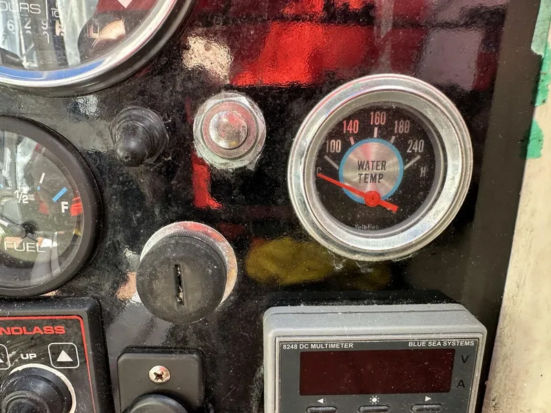 Slide: The Image of Hughes 40 1979 - 5780288