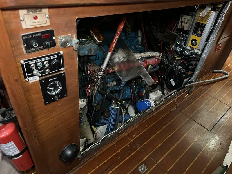 Slide: The Image of Hughes 40 1979 - 5780328