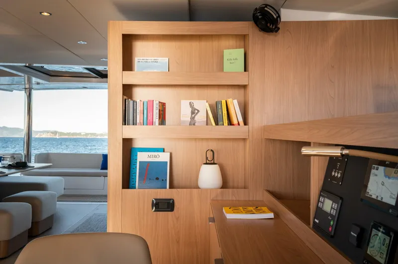 Slide: The Image of Bali 5.8 2026 - 5778802