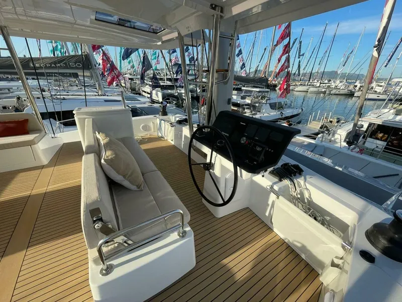 Slide: The Image of Bali 5.8 2026 - 5778788