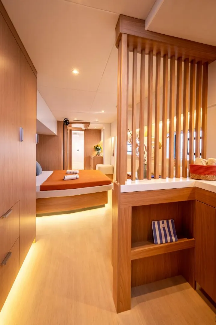 Slide: The Image of Bali 5.8 2026 - 5778796