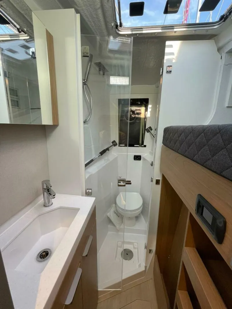 Slide: The Image of Bali 5.8 2026 - 5778809