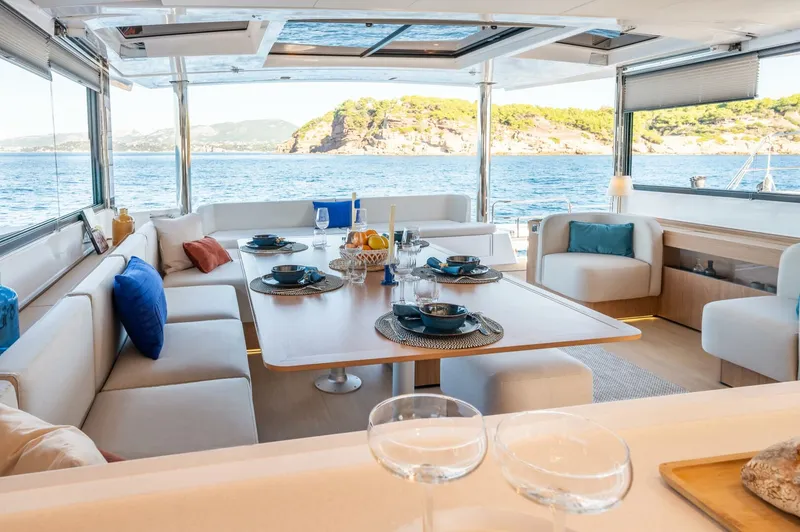 Slide: The Image of Bali 5.8 2026 - 5778777