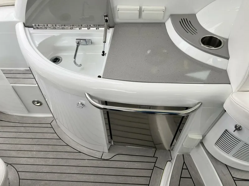 Slide: The Image of Formula 37 PC 2011 - 5775350