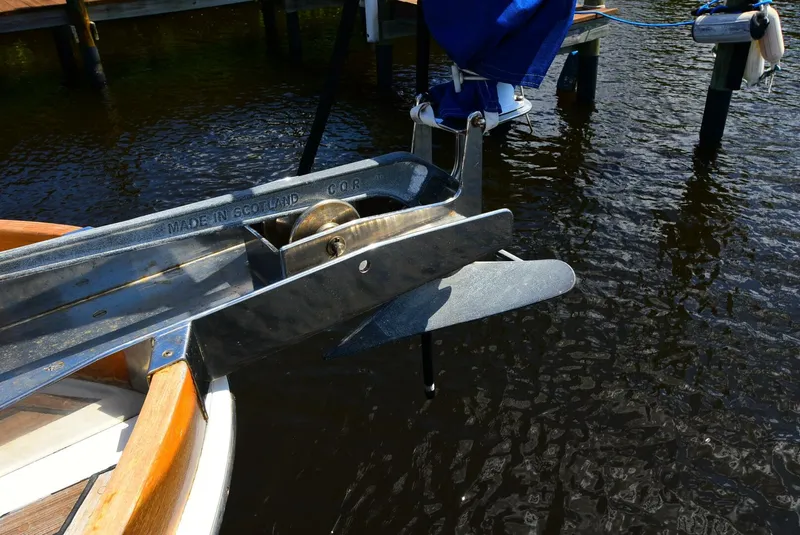 Slide: The Image of Eastbay 38 1994 - 5778594