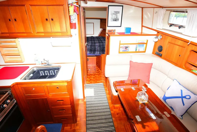 Slide: The Image of Eastbay 38 1994 - 5778563