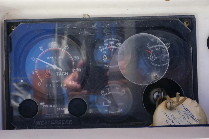 Slide: The Image of Sabre 402 1998 - 5778636