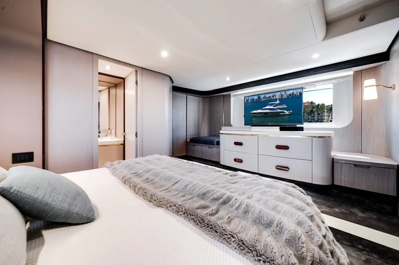 Slide: The Image of Azimut 60 Flybridge 2021 - 5820514