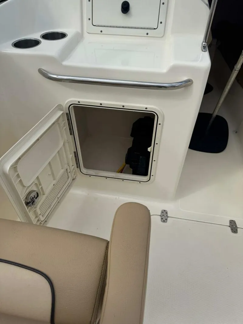 Slide: The Image of Scout 210 DORADO 2018 - 5776661