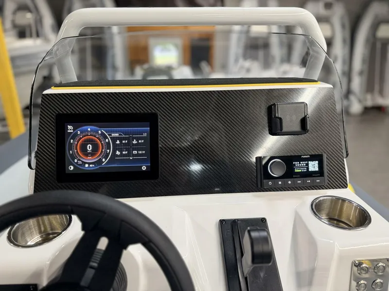 Slide: The Image of Highfield Velox 560 2026 - 5776758