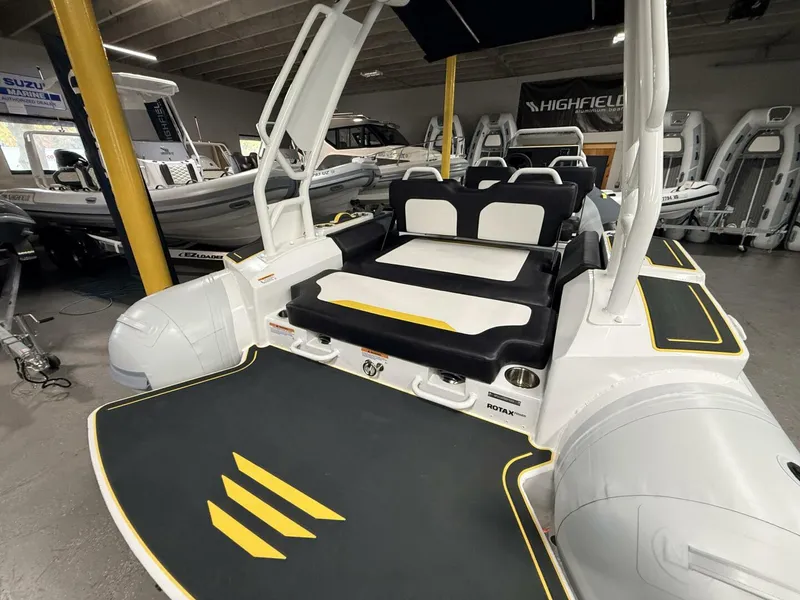 Slide: The Image of Highfield Velox 560 2026 - 5776776