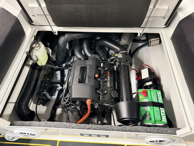 Slide: The Image of Highfield Velox 560 2026 - 5776777