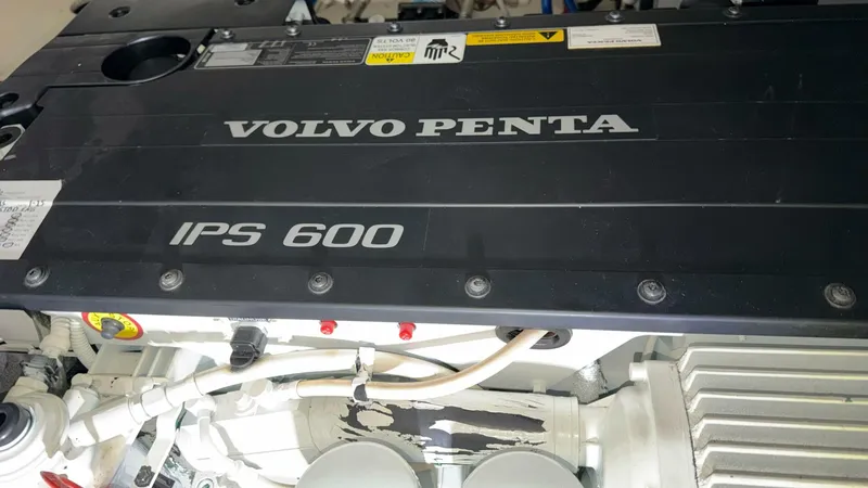 Slide: The Image of Tiara 44 2018 - 5785265