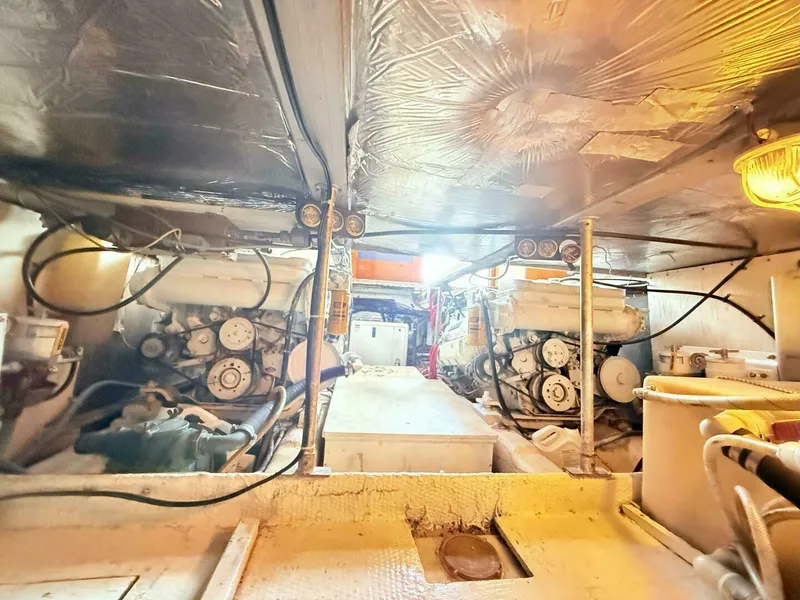 Slide: The Image of 1986 Ocean 38 Super Sport - AQUA MA'AM - 5818765