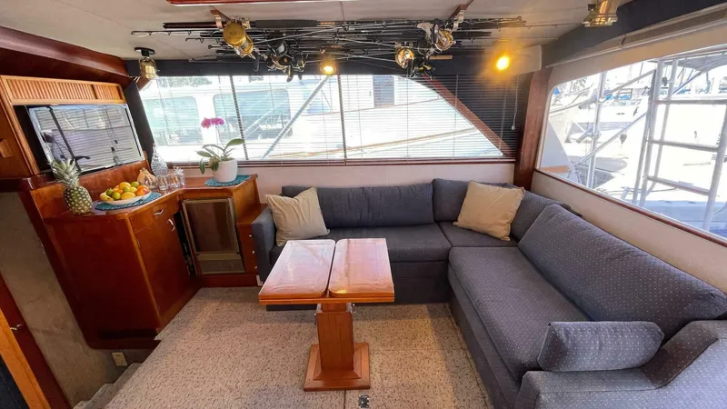 Slide: The Image of 1986 Ocean 38 Super Sport - AQUA MA'AM - 5818736