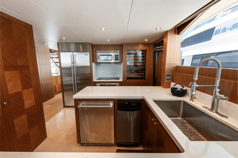 Slide: The Image of Ocean Alexander 100 2018 - 5777455