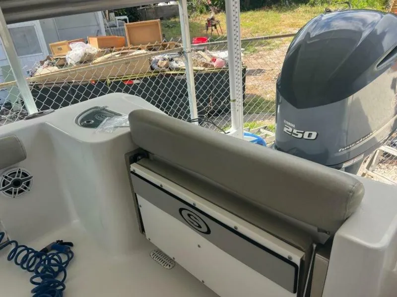 Slide: The Image of Sportsman 232 Platinum Center Console 2021 - 5777648