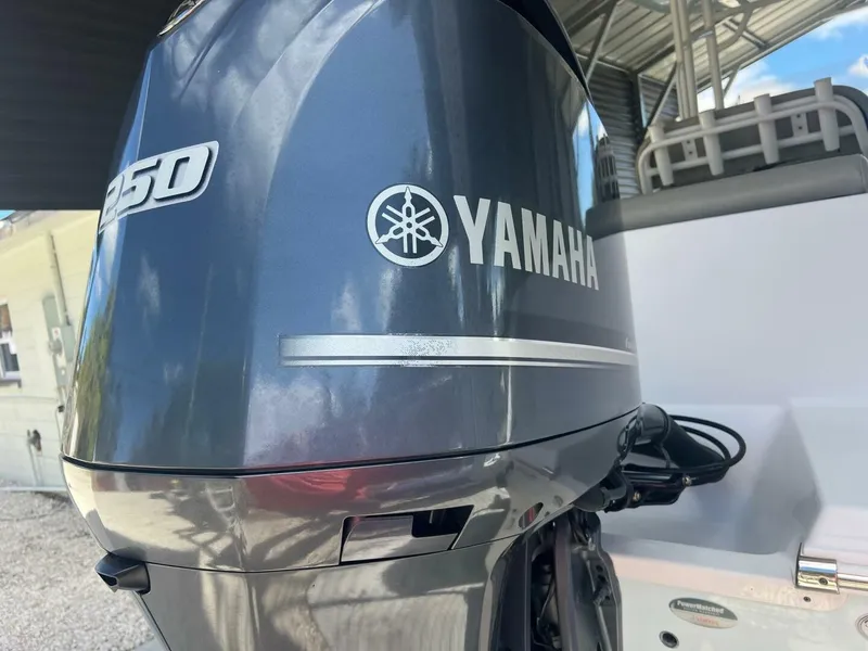 Slide: The Image of Sportsman 232 Platinum Center Console 2021 - 5777597