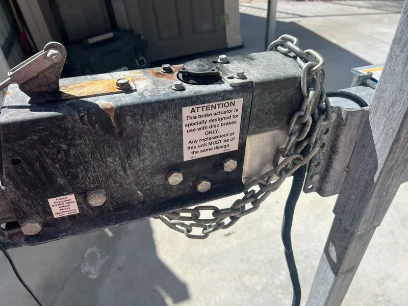 Slide: The Image of Sportsman 232 Platinum Center Console 2021 - 5777603