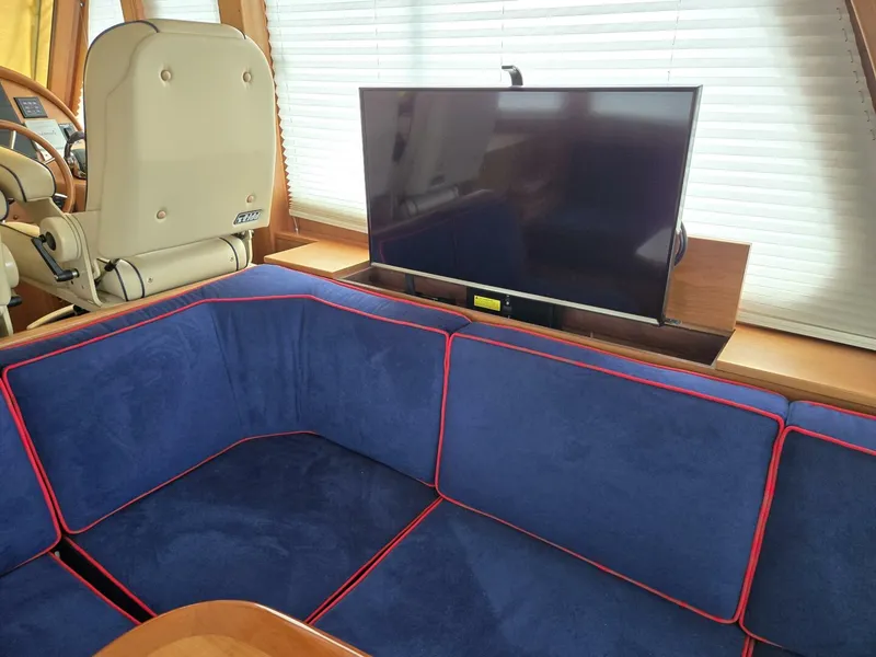 Slide: The Image of Sabre 48 Flybridge 2017 - 5786996