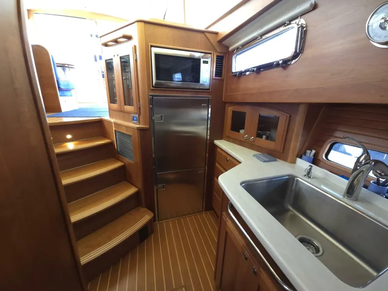 Slide: The Image of Sabre 48 Flybridge 2017 - 5777995