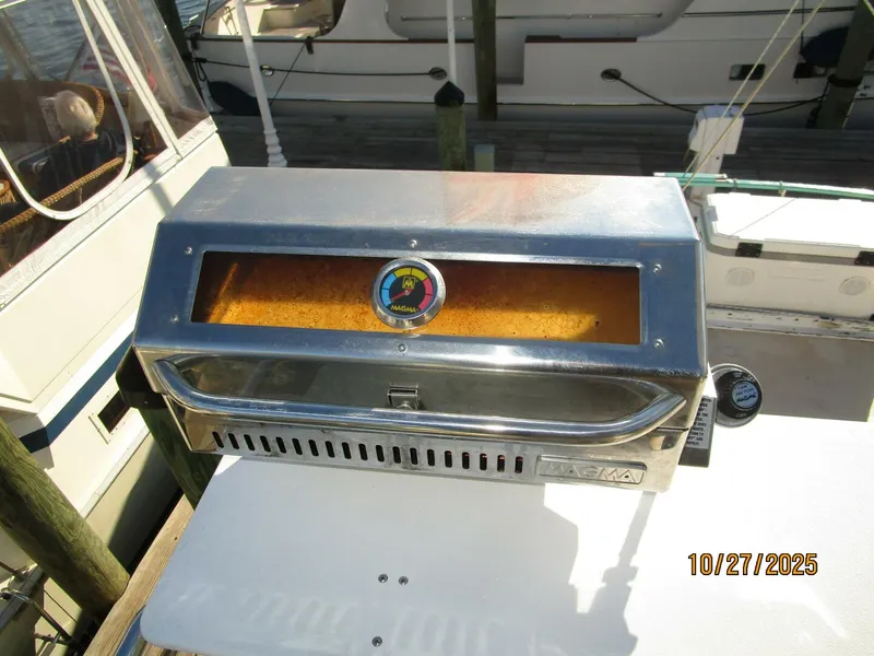 Slide: The Image of 38' Marine Trader BBQ grill - 5778027