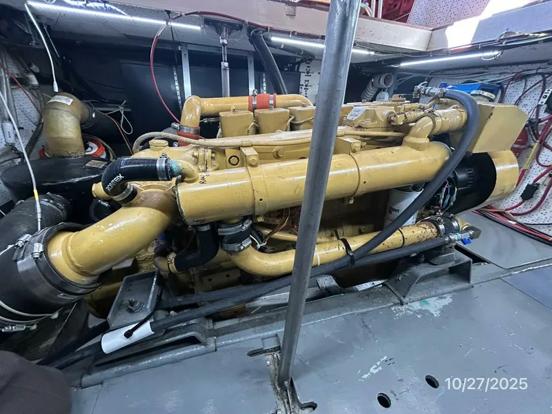 Slide: The Image of 38' Marine Trader main engine3 - 5778059