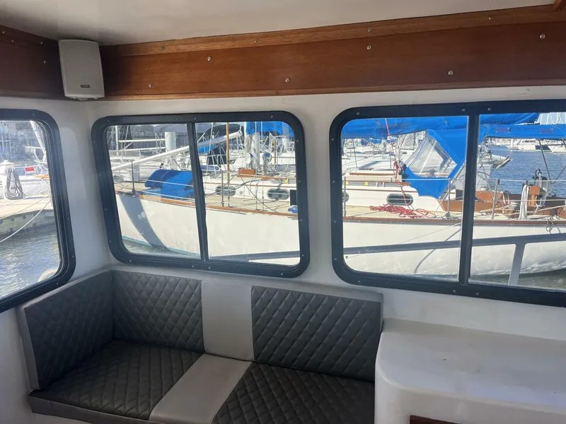 Slide: The Image of Glenn Young 32 Lafite Skiff - 5779005