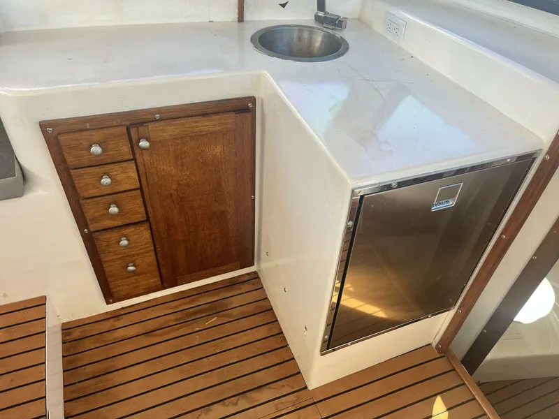 Slide: The Image of Glenn Young 32 Lafite Skiff - 5779048