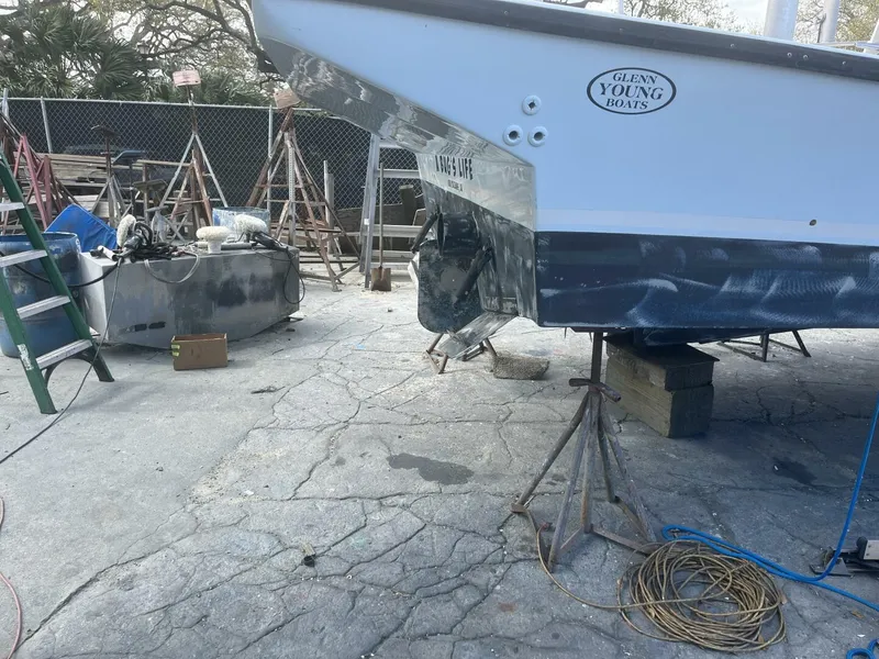 Slide: The Image of Glenn Young 32 Lafite Skiff - 5778405