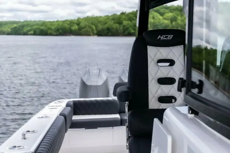 Slide: The Image of HCB 42 Lujo 2024 - 5779669