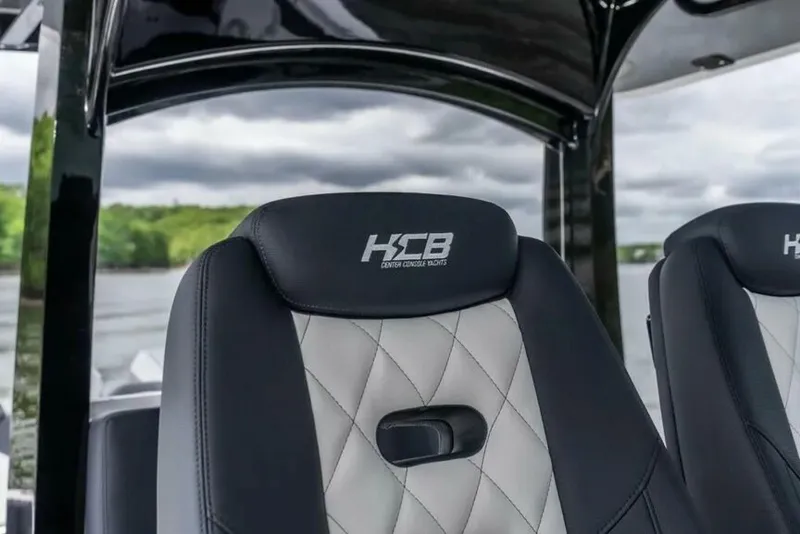 Slide: The Image of HCB 42 Lujo 2024 - 5779670