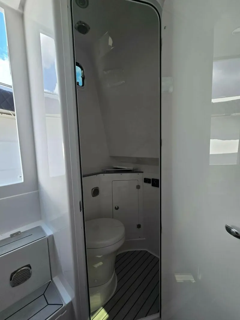 Slide: The Image of HCB 42 Lujo 2024 - 5779658