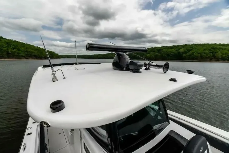 Slide: The Image of HCB 42 Lujo 2024 - 5779685