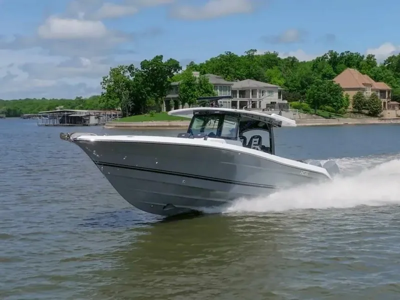 Slide: The Image of HCB 42 Lujo 2024 - 5779675