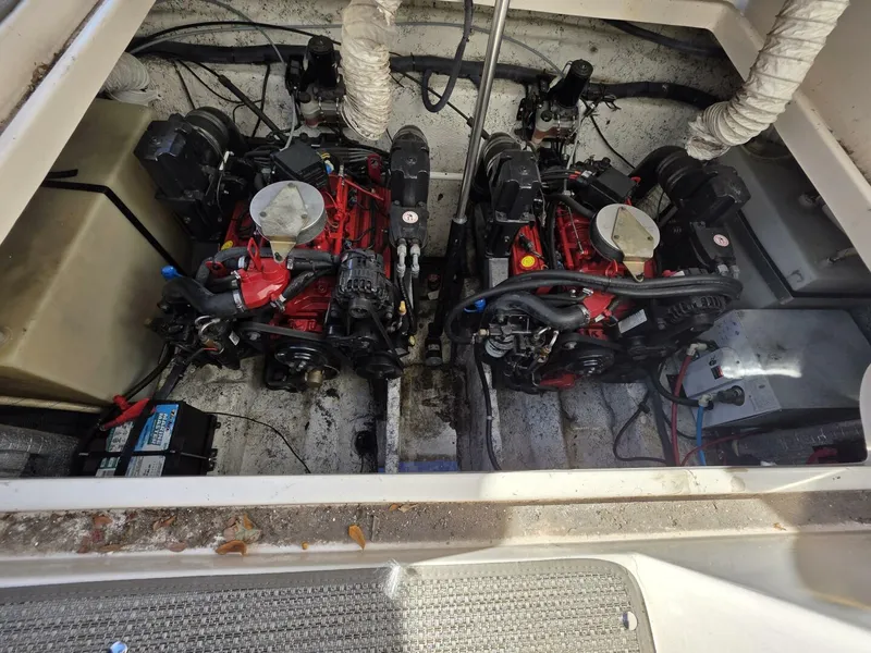 Slide: The Image of Rinker 300 Fiesta Vee 2005 - 5778883