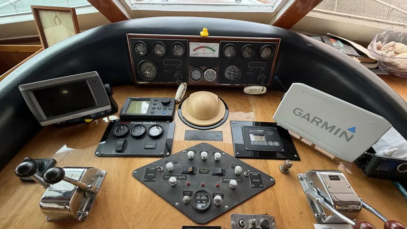 Slide: The Image of Island Gypsy 57 1982 - 5822468