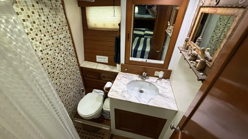 Slide: The Image of Island Gypsy 57 1982 - 5822460