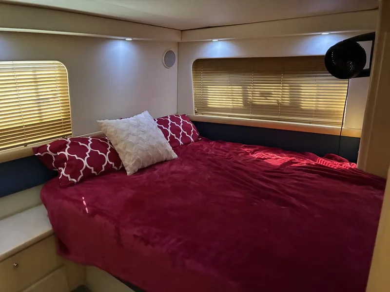 Slide: The Image of Carver Yachts 355 Aft Cabin 1998 - 7718828