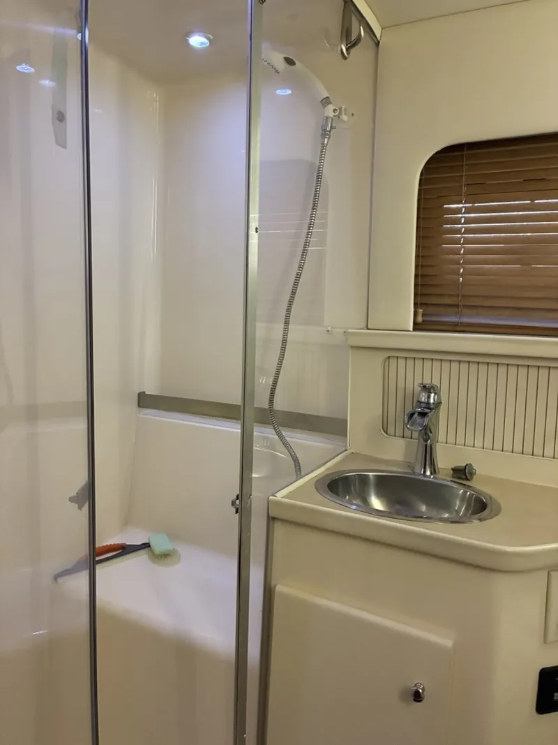 Slide: The Image of Carver Yachts 355 Aft Cabin 1998 - 7767817
